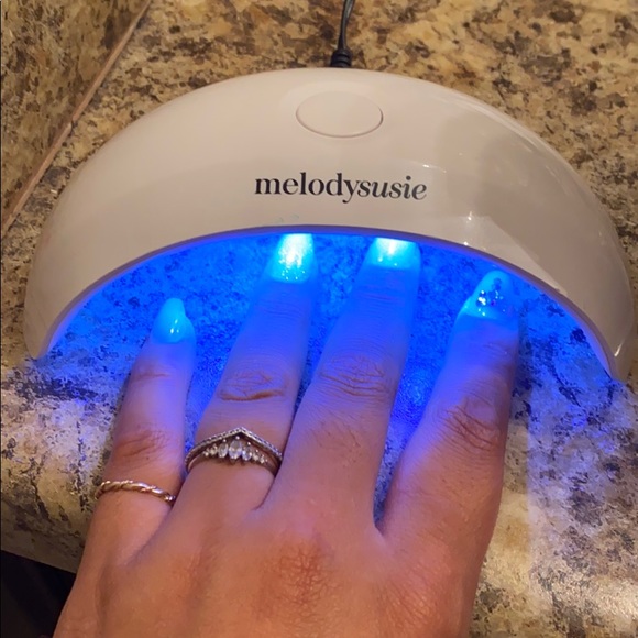 UV LED gel nail lamp - Picture 3 of 3